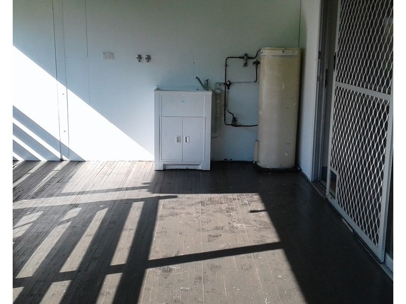 383 East Street, Depot Hill QLD 4700