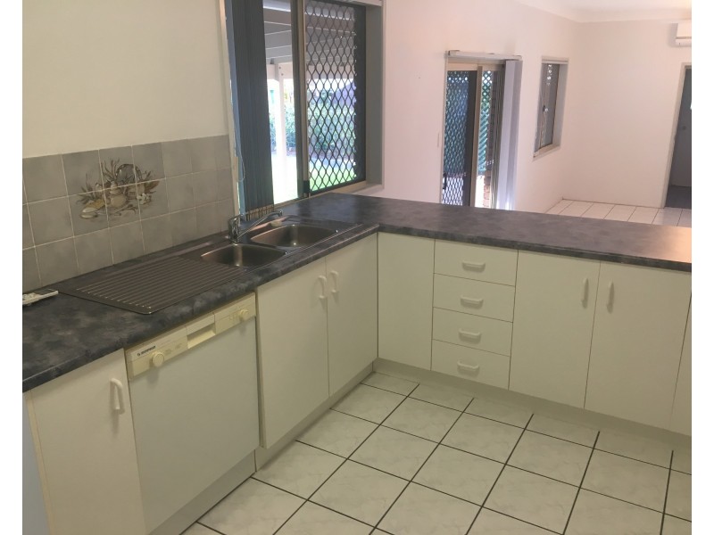 10 Rees Jones Close, Frenchville QLD 4701