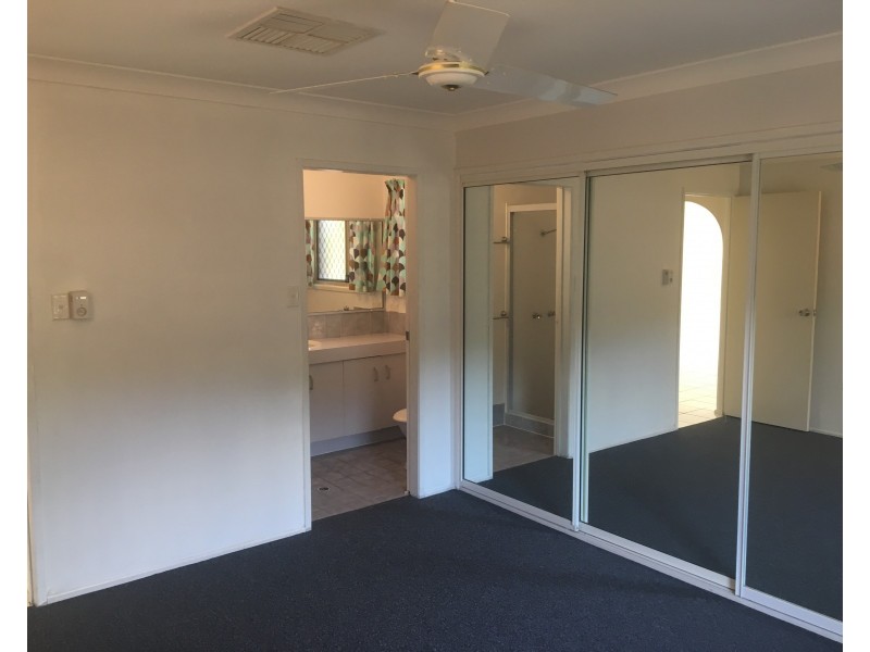 10 Rees Jones Close, Frenchville QLD 4701