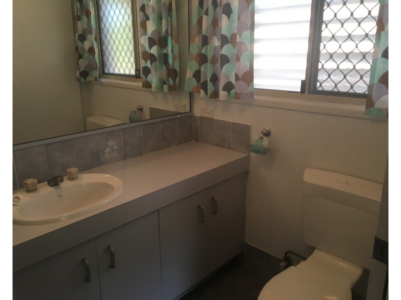 10 Rees Jones Close, Frenchville QLD 4701