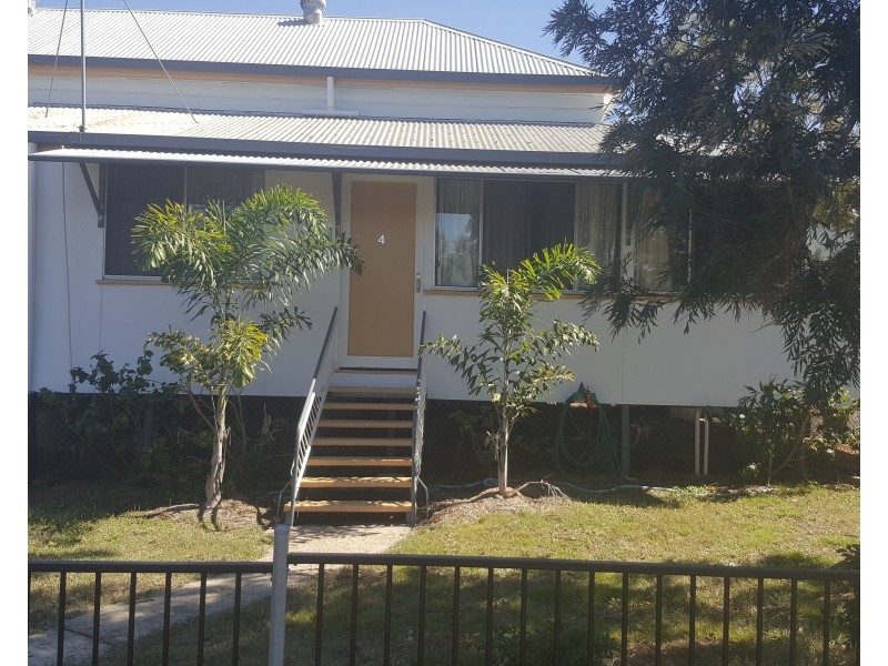 2/352 Lakes Creek Road, Koongal QLD 4701