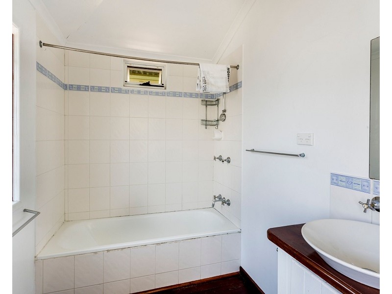 116 Edington Street, Berserker QLD 4701