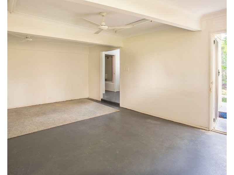 90 Tucker Rd, Alton Downs QLD 4702