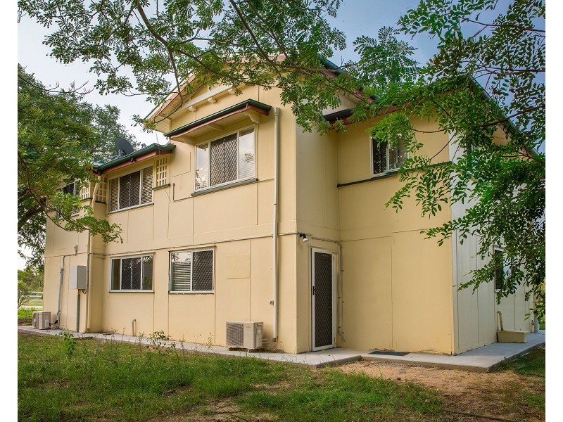 90 Tucker Rd, Alton Downs QLD 4702