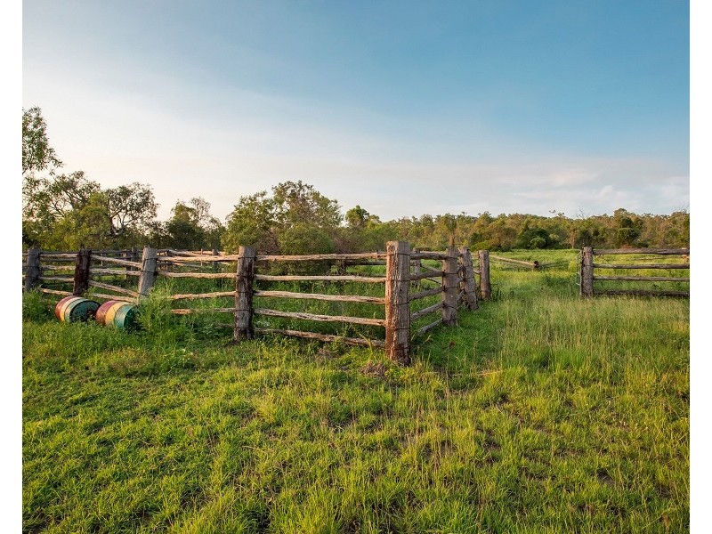 90 Tucker Rd, Alton Downs QLD 4702