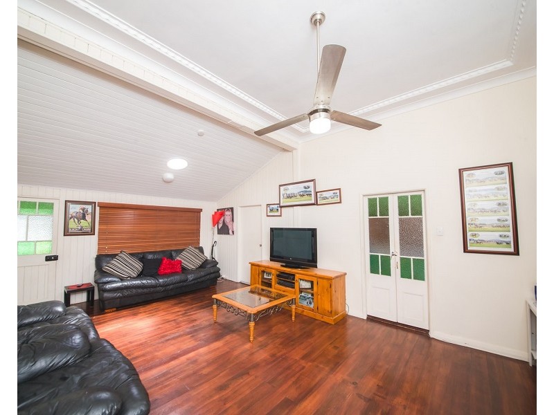 195 Mason Street, Berserker QLD 4701