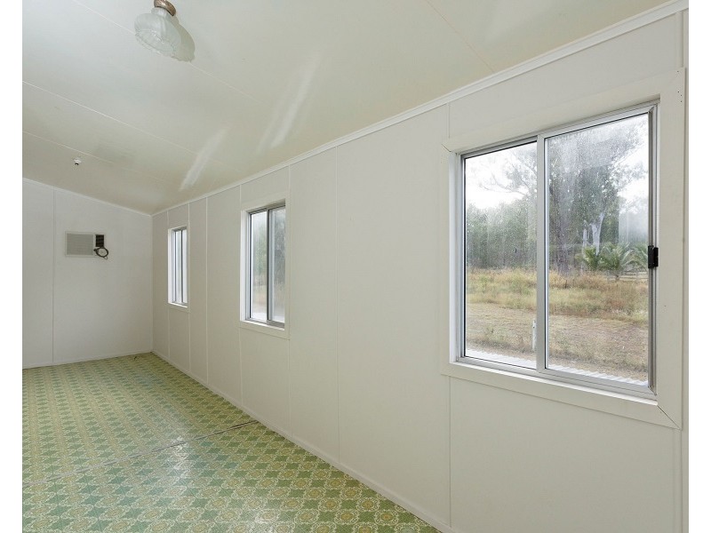 43 Cemetery Road, Cawarral QLD 4702