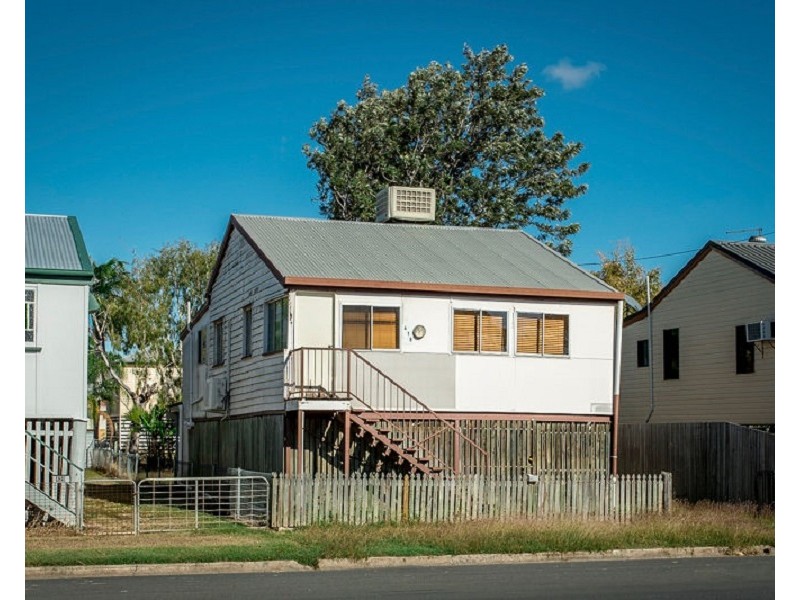 418  Quay Street, Depot Hill QLD 4700