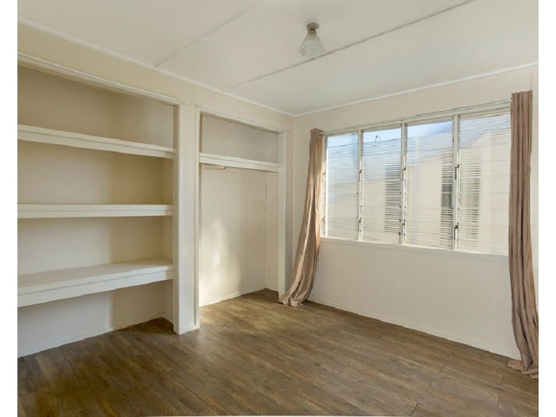 418  Quay Street, Depot Hill QLD 4700