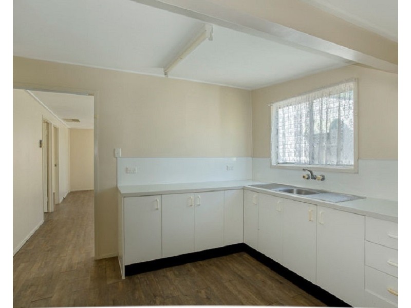 418  Quay Street, Depot Hill QLD 4700