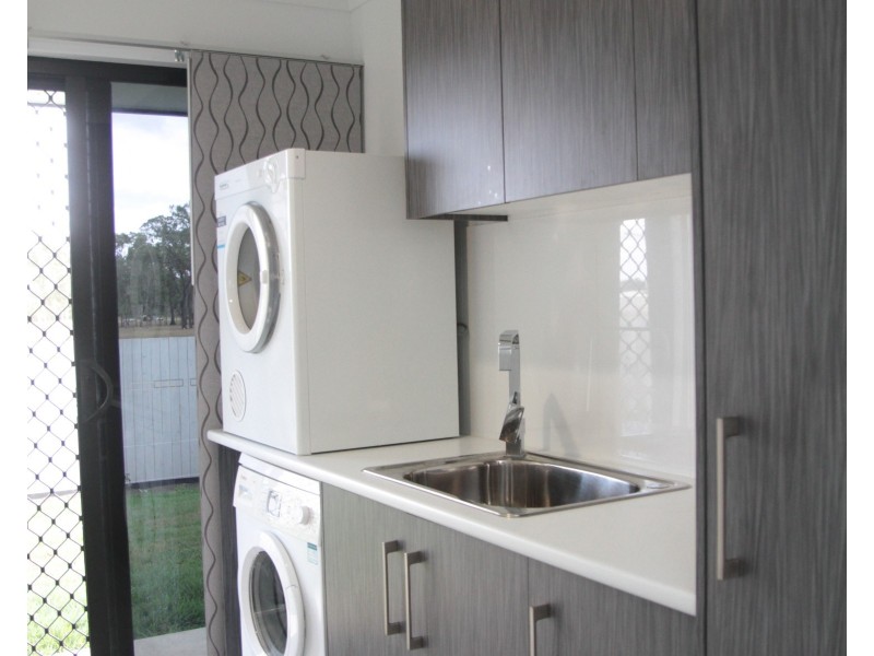 3  Leitrim Court, Parkhurst QLD 4702