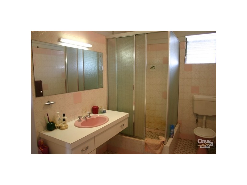 77 High Street, Berserker QLD 4701