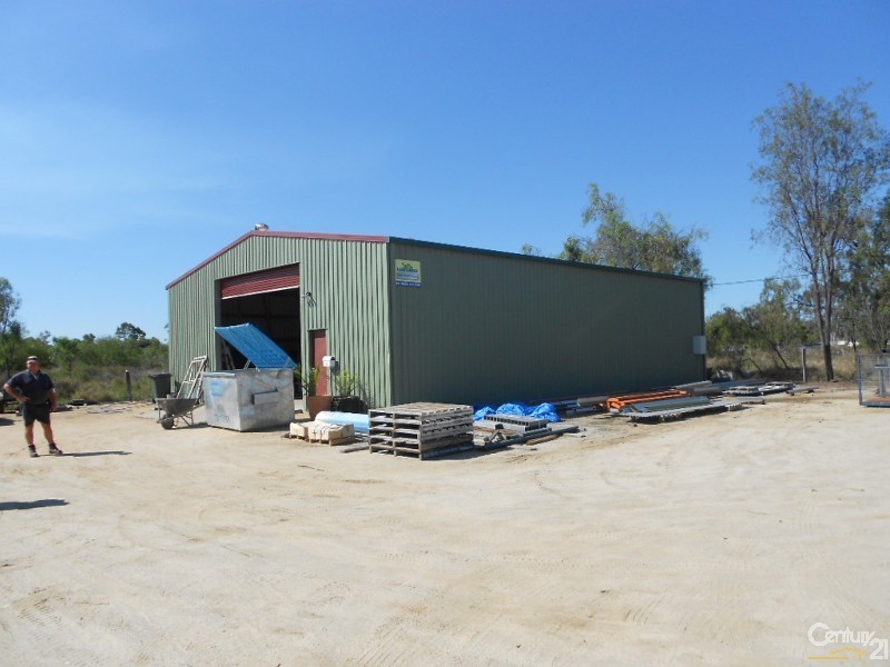 98 Middle Road, Gracemere QLD 4702