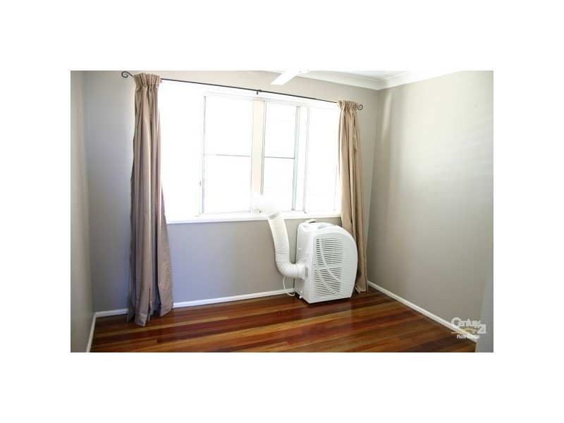 7 Barfoot Street, Kawana QLD 4701