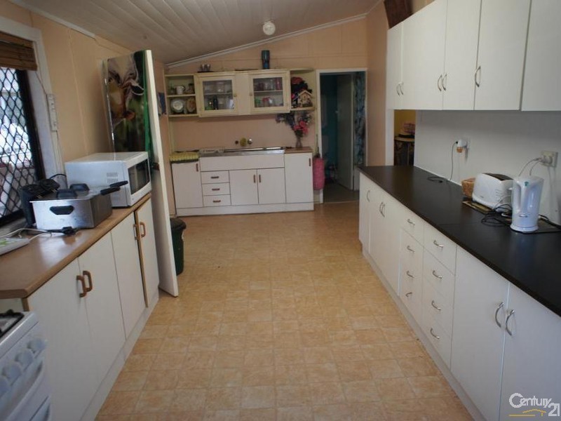 222 Del Rosa Road, Alton Downs QLD 4702