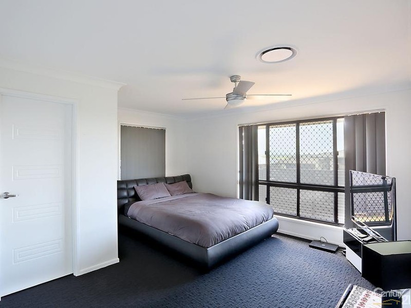 21 Broadhurst Drive, Gracemere QLD 4702