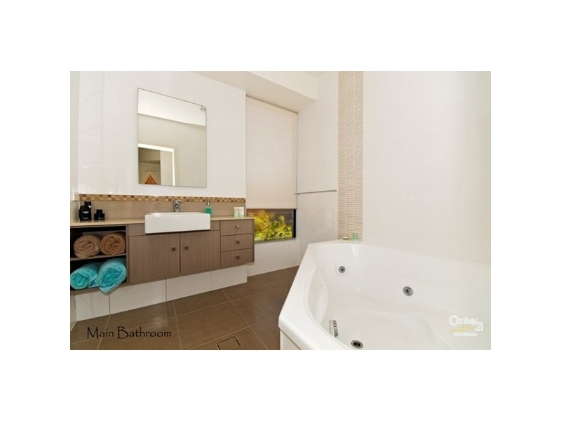 Mermaid Beach QLD 4218