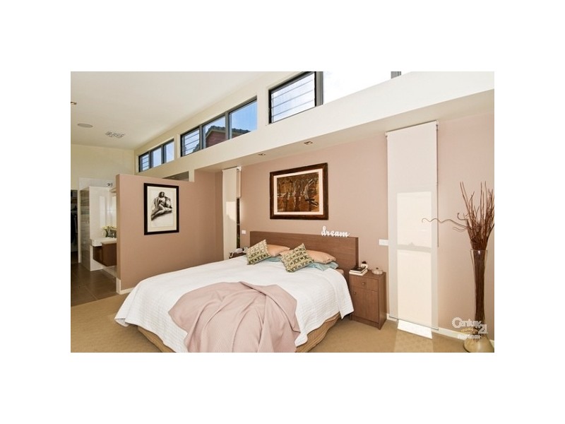 Mermaid Beach QLD 4218