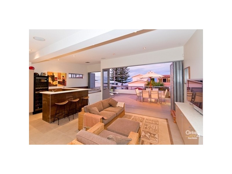 Mermaid Beach QLD 4218