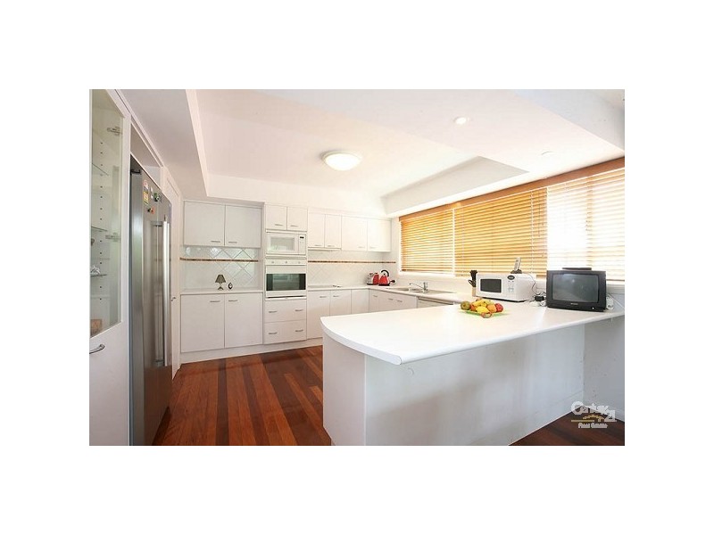 Isle Of Capri QLD 4217