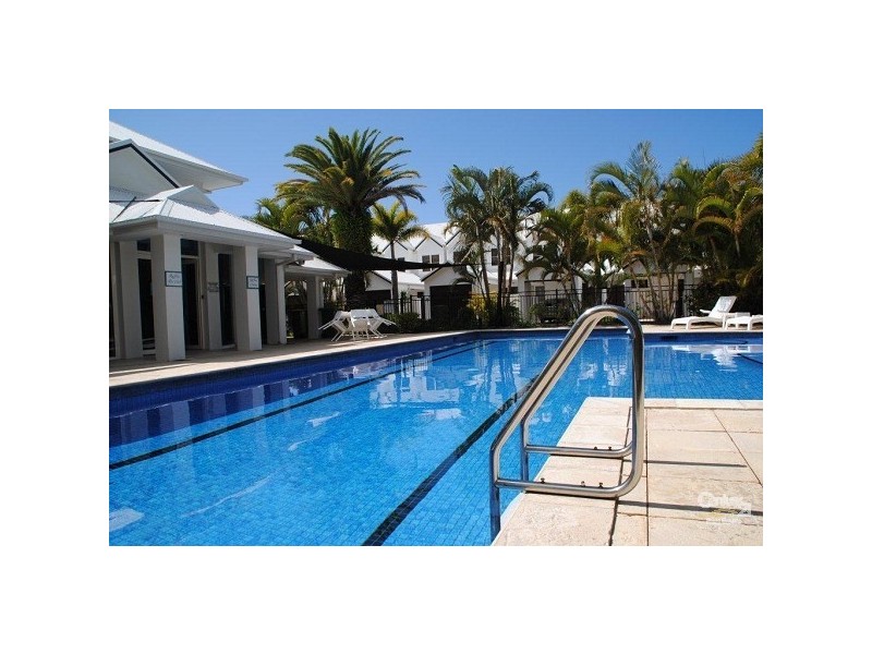 6/103 Salerno Street, Isle Of Capri QLD 4217