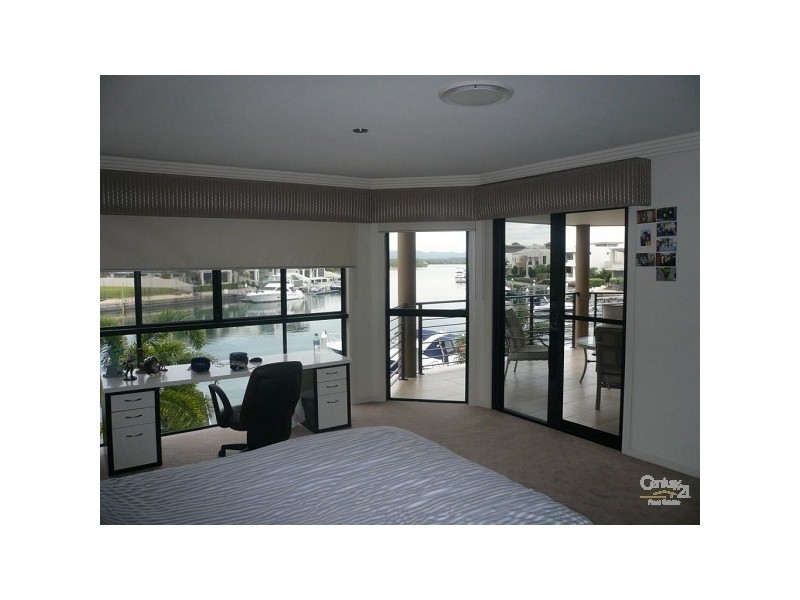 Paradise Point QLD 4216