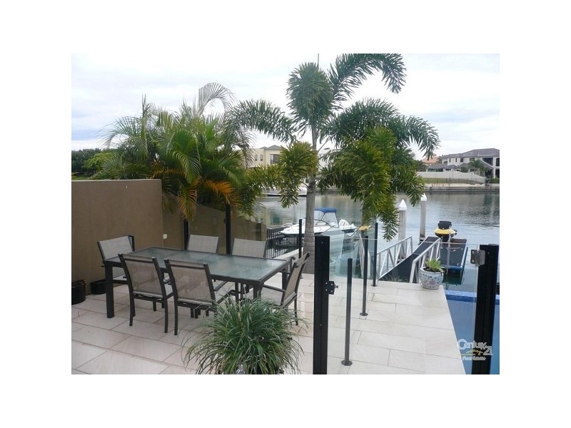 Paradise Point QLD 4216