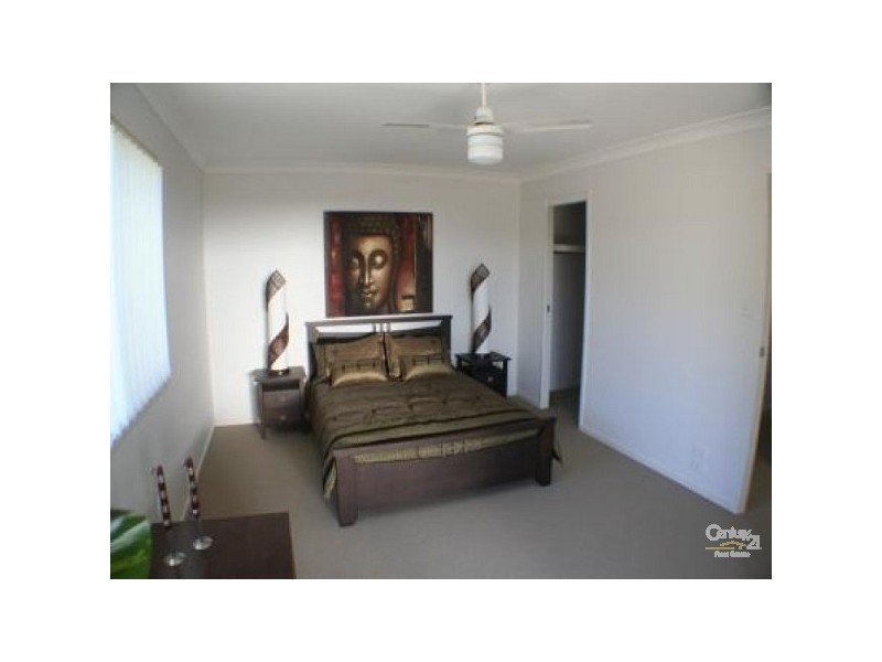 Pacific Pines QLD 4211