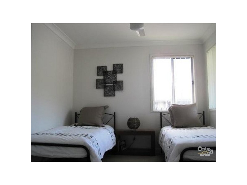 Pacific Pines QLD 4211