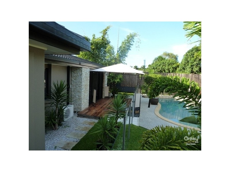 Broadbeach Waters QLD 4218