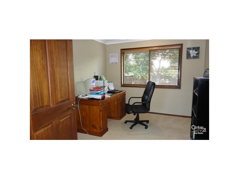 2 Dellwood Cct, Molendinar QLD 4214