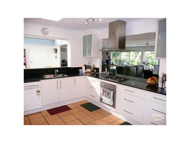 Broadbeach Waters QLD 4218