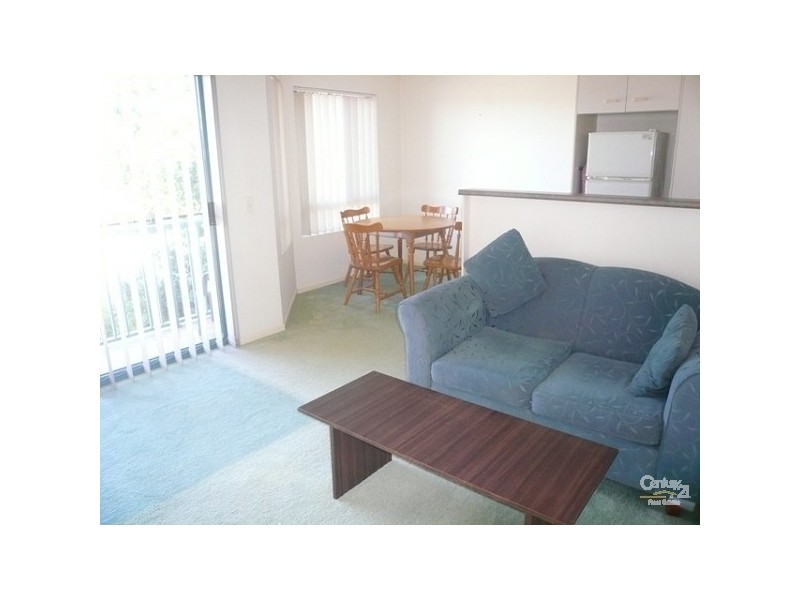 11/9 Tweed Street, Southport QLD 4215