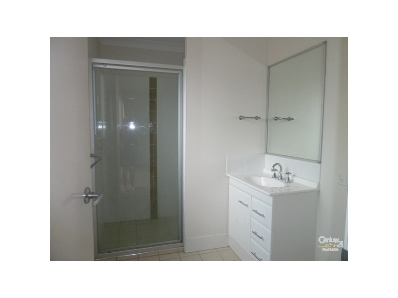 2 Toohey Street, Pacific Pines QLD 4211