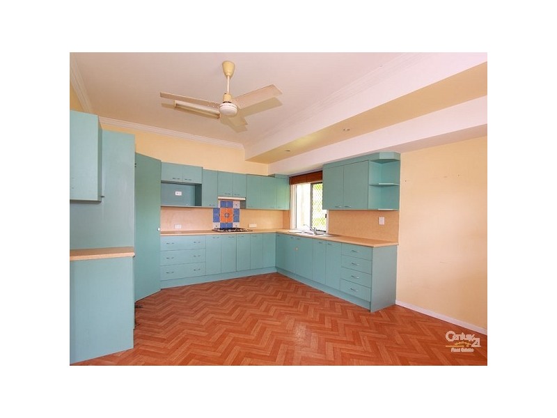 12 Dorrigo Street, Stafford Heights QLD 4053