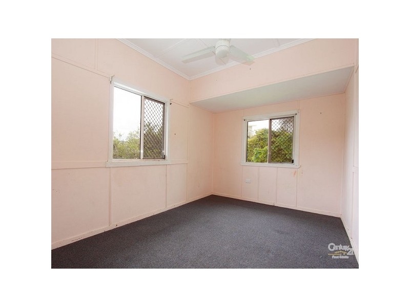 12 Dorrigo Street, Stafford Heights QLD 4053