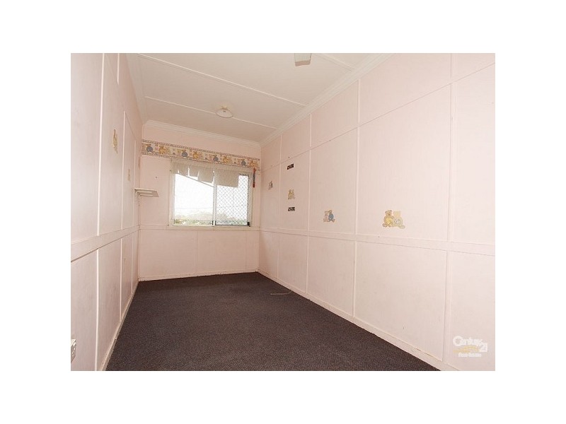 12 Dorrigo Street, Stafford Heights QLD 4053