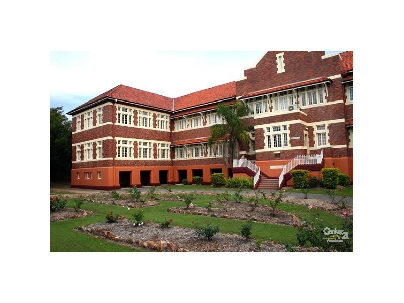 8/2 Surrey Street, Nundah QLD 4012