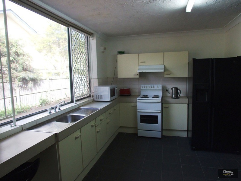 2/64 Eton Street, Nundah QLD 4012