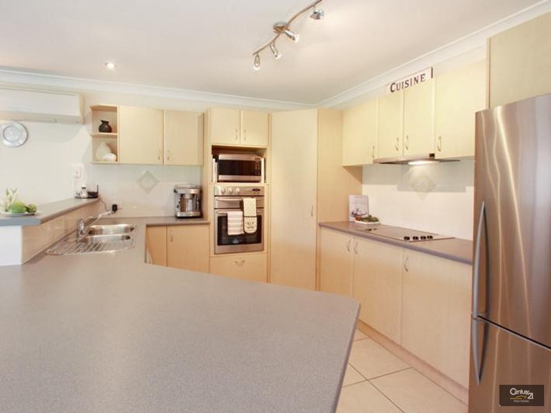 113 Saraband Drive, Eatons Hill QLD 4037