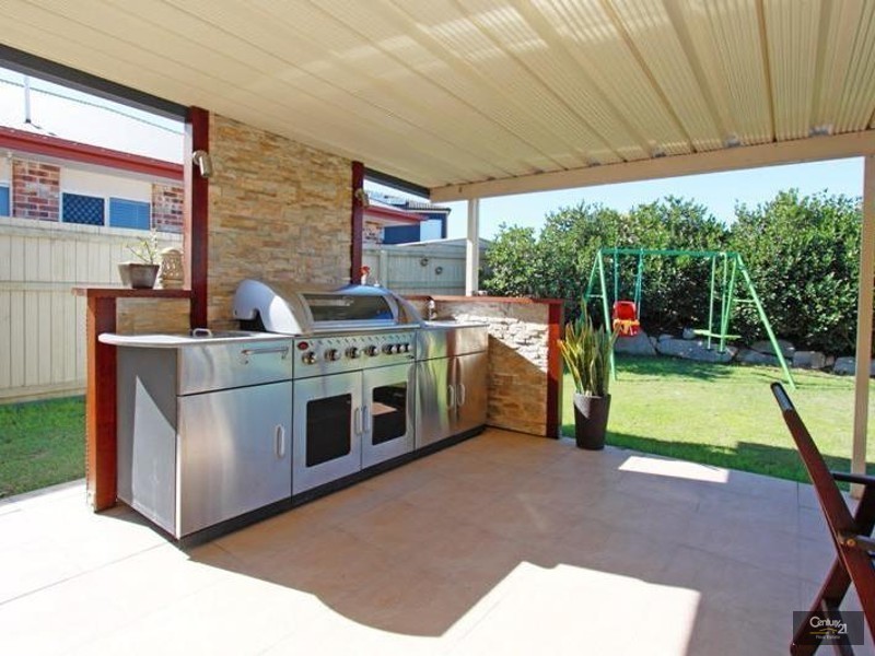 113 Saraband Drive, Eatons Hill QLD 4037