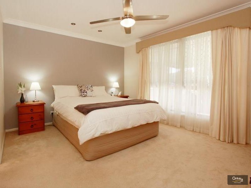 113 Saraband Drive, Eatons Hill QLD 4037