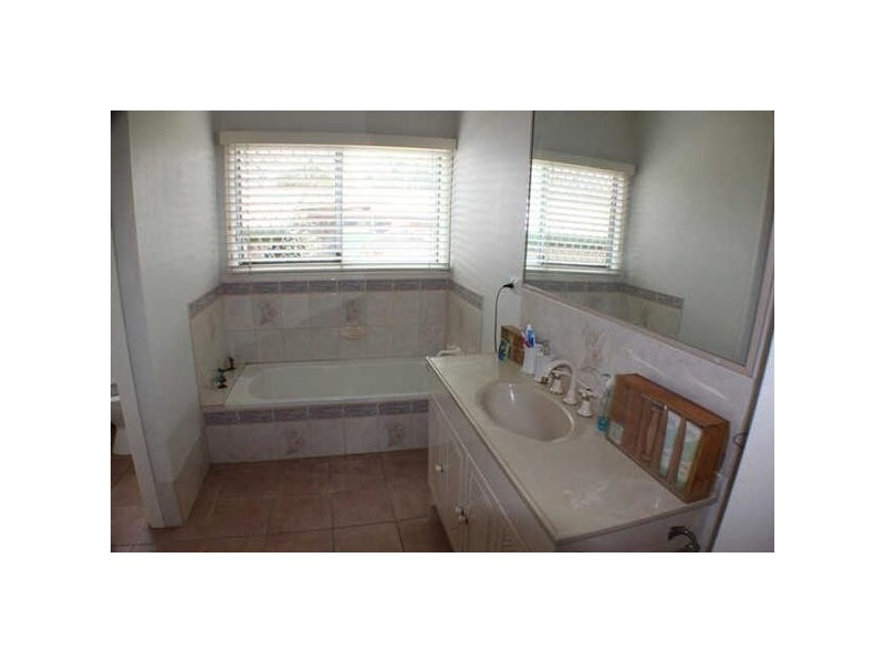 112  O’Quinn Street, Nudgee Beach QLD 4014