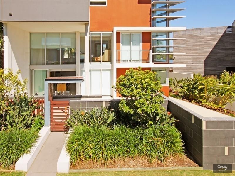 101/37 Harbour Road, Hamilton QLD 4007