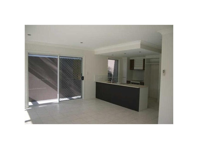 2/45  Frederick Street, Annerley QLD 4103