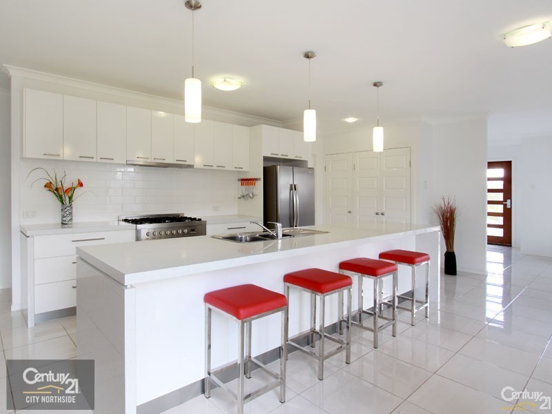 14 Elle Court, Cashmere QLD 4500