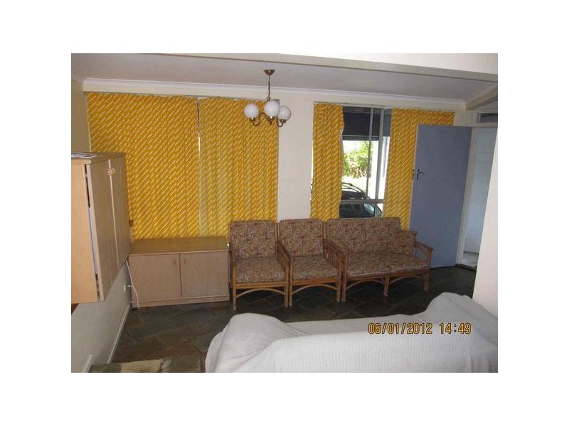 38  Fifth Avenue, St Lucia QLD 4067