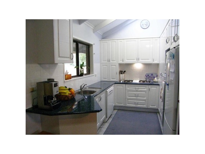 8  Okra Place, Bellbowrie QLD 4070