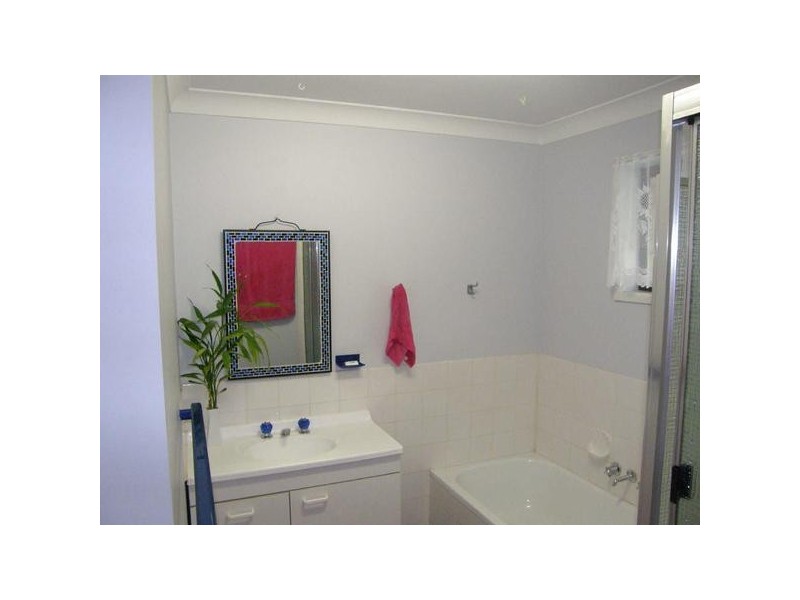 8  Okra Place, Bellbowrie QLD 4070