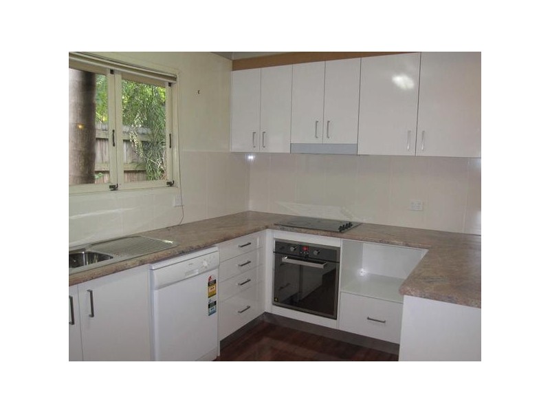 5  Bingham Street, Kenmore QLD 4069